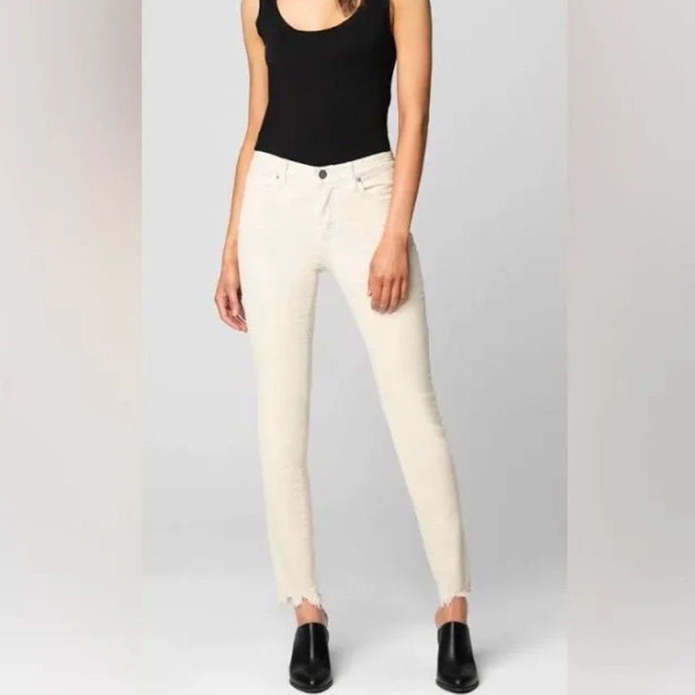 BLANK NYC THE BOND Midrise Skinny Corduroy NWT
